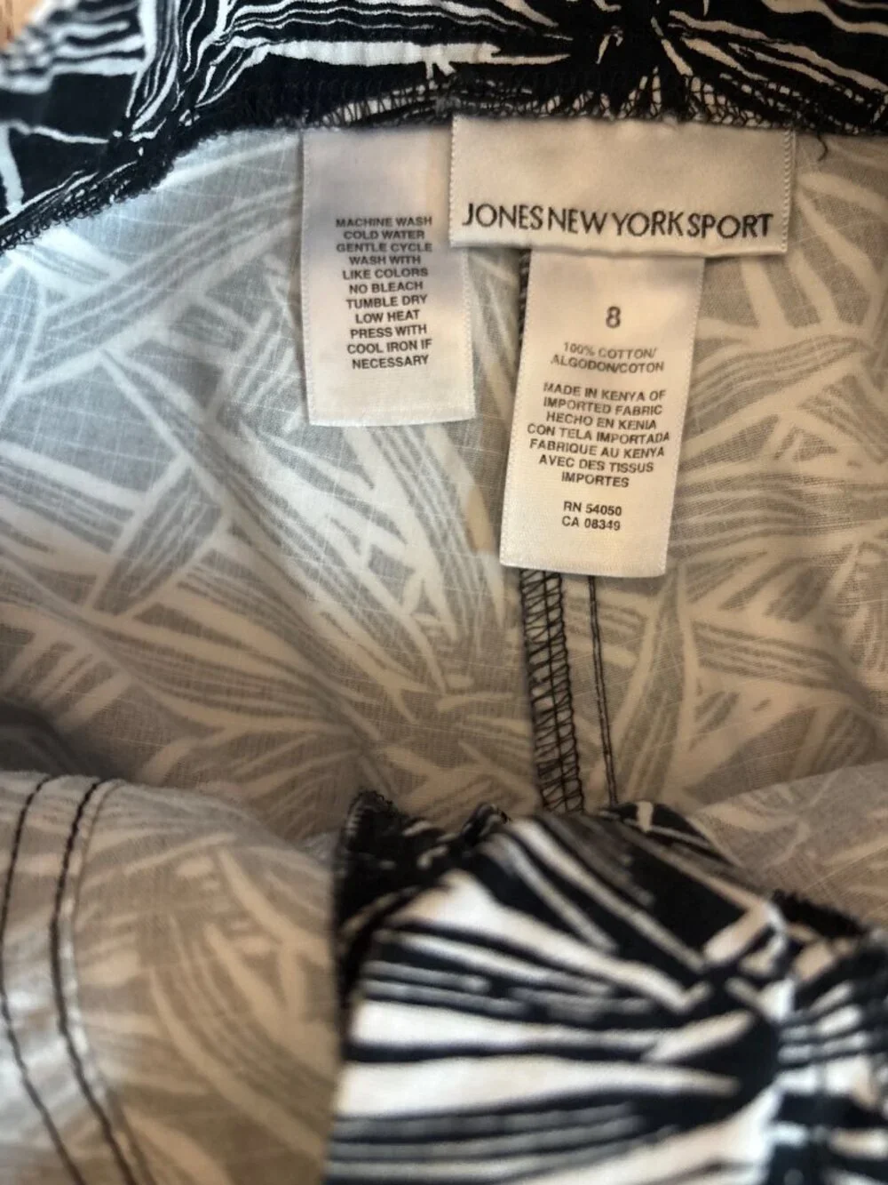Jones New York Sport Black & White Womens Zip/Drawstring Closure Pockets Size 8